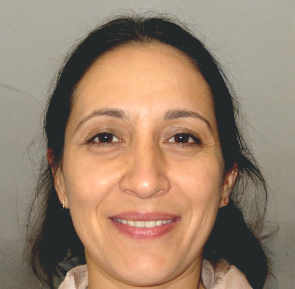 Portrait d'Élise Dubois, spécialiste en gestion de portefeuille